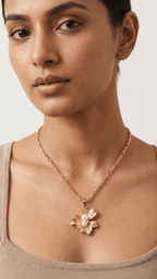 Pearls Petal pendent