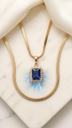 Velora Square Pendant