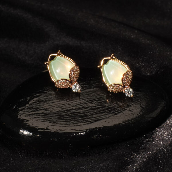 Tulip Earrings