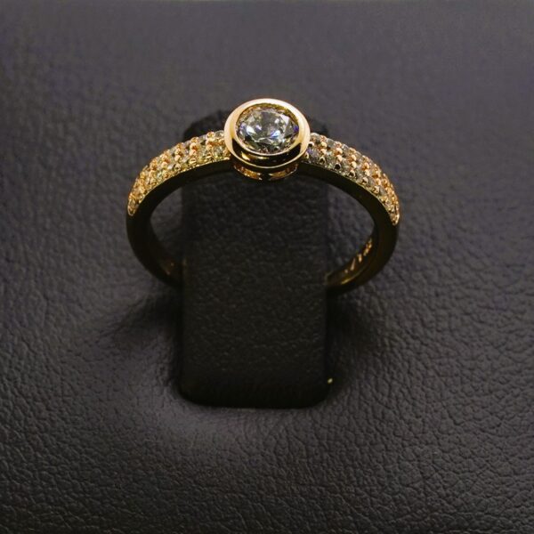 Golden Knot